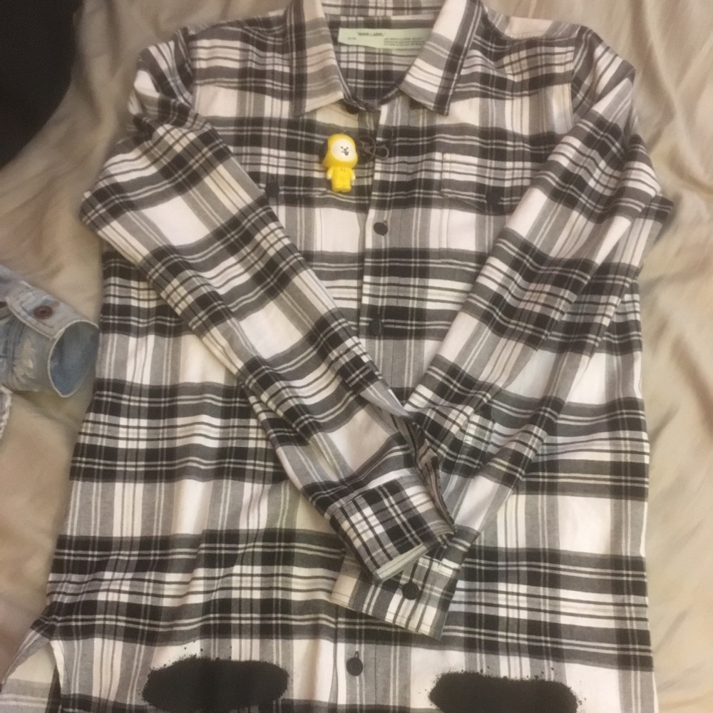 Off white shirt